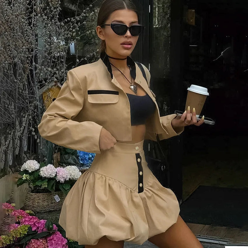 Eleganter Zweiteiler Damen – Kurzblazer & Hoher Taillenrock im Blütenstil